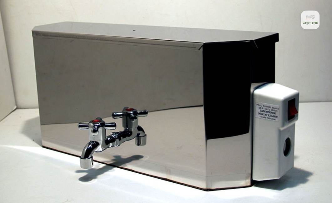 washbasins with a tank of 10-20 liters of water